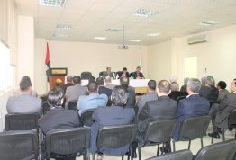 لقاء نائب رئيس الجامعة بأعضاء الهيئة التدريسية والإدارية في الجامعة (مقر أبوظبي)