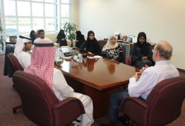 زيارة طلبة جامعة العين لمركز الخليج الدولي للأورام (مقر أبوظبي)