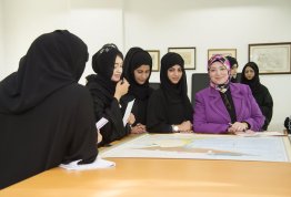 زيارة طلابية لمركز الامارات للدراسات والبحوث الاستراتيجية/ مكتبة الاتحاد  - مقر أبوظبي
