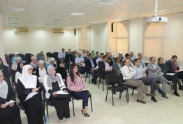 محاضرة تعريفية حول مهام المستشار الوظيفي في الجامعة - مقر أبوظبي