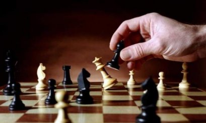 Exciting Competitions in the Online Chess Tournament