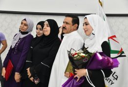 تكريم طلبة لائحة شرف الجامعة للفصل الأول 2021-2022 (مقر أبوظبي)