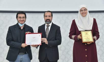  Vice President honored the distinguished students for the First Semester 2021-2022