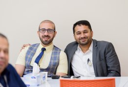 إفطار جماعي للموظفين 