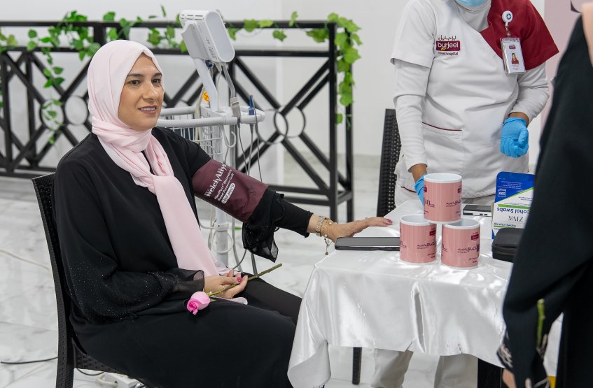 فعالية التوعية بسرطان الثدي (خيوط الأمل) 
