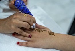 فعالية التوعية بسرطان الثدي (خيوط الأمل) 